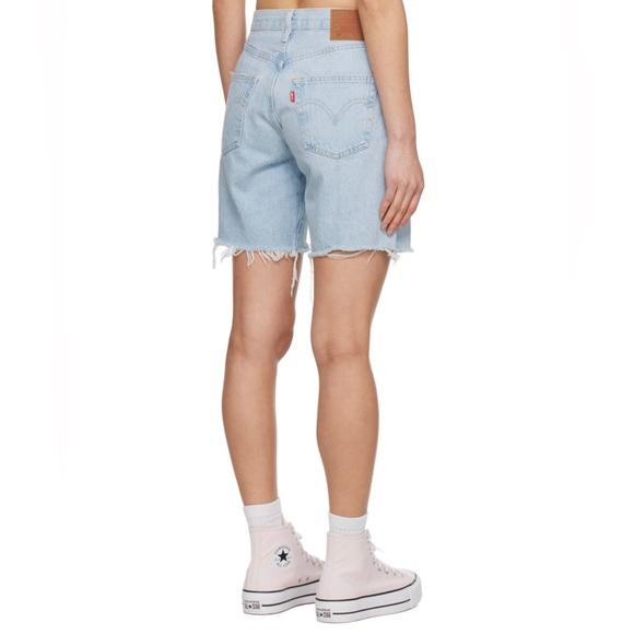 Levi’s 501 90’s Jean shorts - Picture 2 of 7